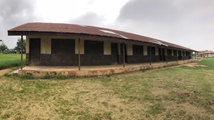 Oke-Ita Nursery and Primary School dilapidated state before refurbishment