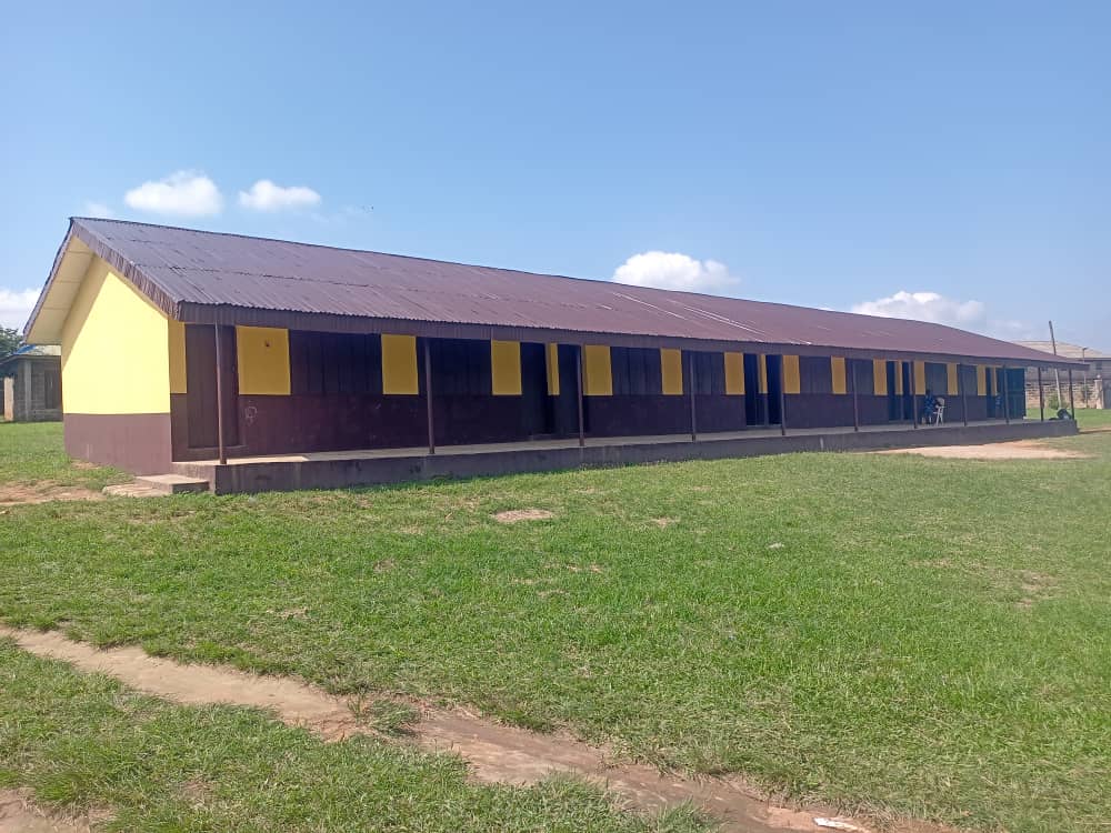 Oke-Ita Nursery and Primary School exterior facade after project completion